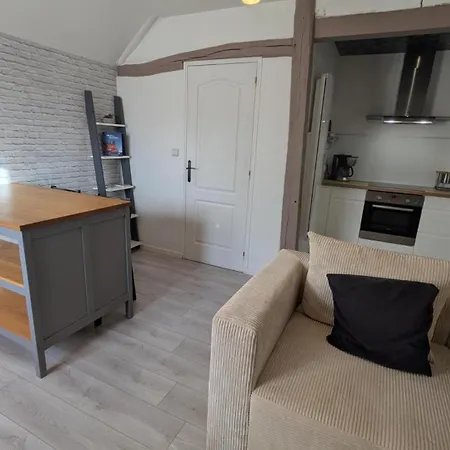 بيت للعطل La Louviere Jeugny
